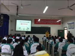 ����ף�R��У����M�ƾ��ώ��s�@�o���Ѓ�(y��u)�|(zh��)�n��ِһ�Ȫ�