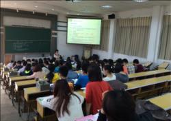 �o�ݸ���������нM��һ��һ��(y��u)�n����ӑ���