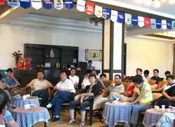 �o�ݸ����e�е�����ӑ��